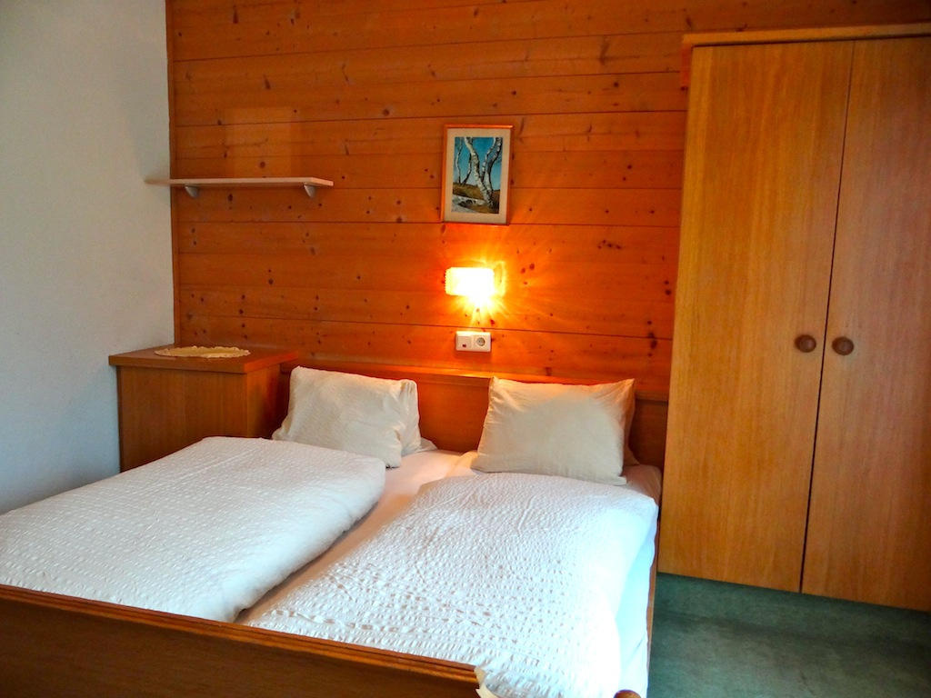Ski & Bike Pension Maria Saalbach Hinterglemm Szoba fotó