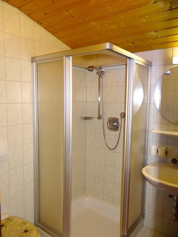 Ski & Bike Pension Maria Saalbach Hinterglemm Szoba fotó